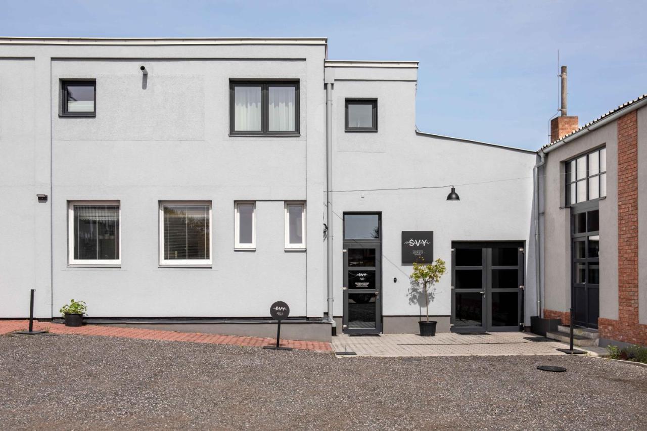 Boutique Hotel Mezi Svy Hradec Kralove Luaran gambar
